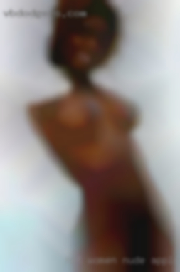 Hot women nude in the club showing in Appleton.